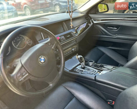 Белый БМВ 5 Серия, объемом двигателя 2.98 л и пробегом 157 тыс. км за 12500 $, фото 16 на Automoto.ua