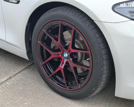 Белый БМВ 5 Серия, объемом двигателя 2 л и пробегом 213 тыс. км за 13740 $, фото 4 на Automoto.ua