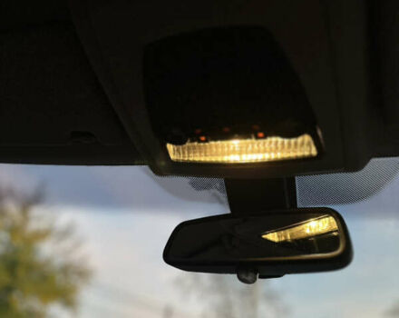 Белый БМВ 5 Серия, объемом двигателя 2 л и пробегом 235 тыс. км за 13700 $, фото 11 на Automoto.ua