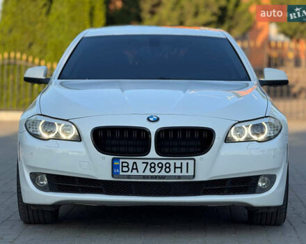 Белый БМВ 5 Серия, объемом двигателя 2.98 л и пробегом 192 тыс. км за 17500 $, фото 1 на Automoto.ua