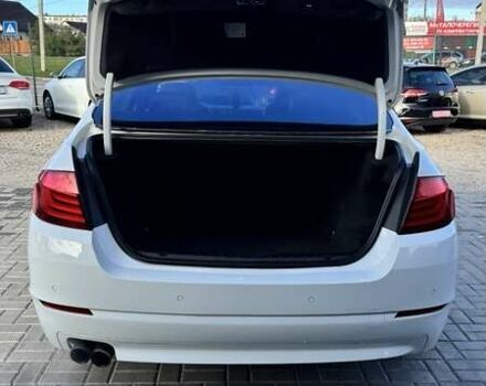 Білий БМВ 5 Серія, об'ємом двигуна 2 л та пробігом 271 тис. км за 13700 $, фото 7 на Automoto.ua