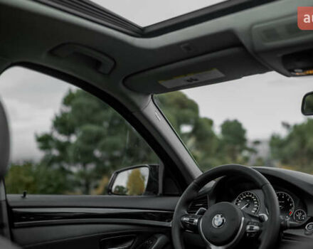 Белый БМВ 5 Серия, объемом двигателя 2 л и пробегом 282 тыс. км за 17500 $, фото 44 на Automoto.ua