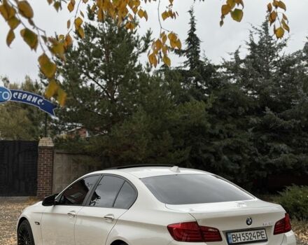 Білий БМВ 5 Серія, об'ємом двигуна 2 л та пробігом 240 тис. км за 13900 $, фото 7 на Automoto.ua