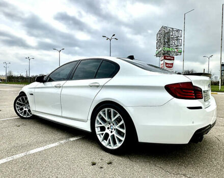 Белый БМВ 5 Серия, объемом двигателя 2 л и пробегом 124 тыс. км за 17500 $, фото 2 на Automoto.ua