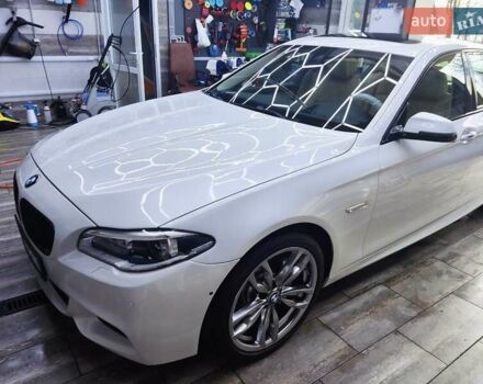 Белый БМВ 5 Серия, объемом двигателя 2.99 л и пробегом 150 тыс. км за 21000 $, фото 3 на Automoto.ua