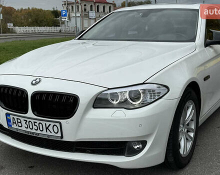 Белый БМВ 5 Серия, объемом двигателя 2 л и пробегом 157 тыс. км за 16700 $, фото 12 на Automoto.ua