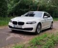 Белый БМВ 5 Серия, объемом двигателя 2.99 л и пробегом 171 тыс. км за 15000 $, фото 1 на Automoto.ua
