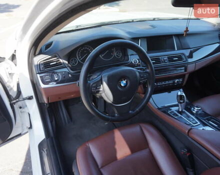 Белый БМВ 5 Серия, объемом двигателя 2 л и пробегом 270 тыс. км за 17700 $, фото 6 на Automoto.ua