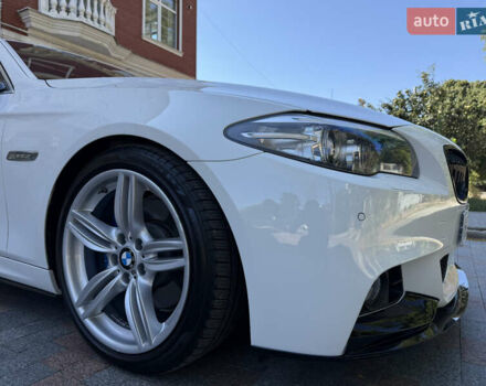 Білий БМВ 5 Серія, об'ємом двигуна 2.99 л та пробігом 330 тис. км за 18900 $, фото 1 на Automoto.ua