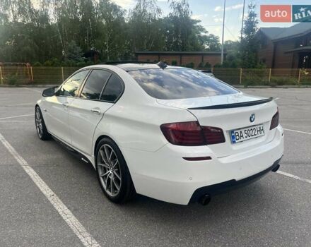 Білий БМВ 5 Серія, об'ємом двигуна 2.98 л та пробігом 234 тис. км за 17000 $, фото 10 на Automoto.ua