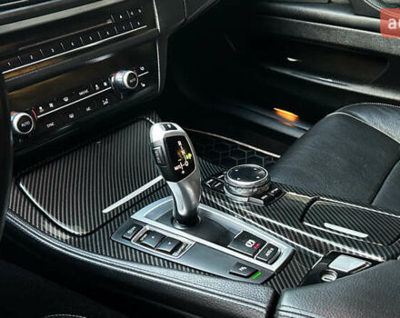 Белый БМВ 5 Серия, объемом двигателя 2.99 л и пробегом 262 тыс. км за 16100 $, фото 23 на Automoto.ua