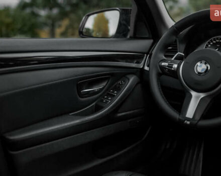 Белый БМВ 5 Серия, объемом двигателя 2 л и пробегом 282 тыс. км за 17500 $, фото 49 на Automoto.ua