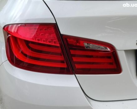 Белый БМВ 5 Серия, объемом двигателя 2 л и пробегом 213 тыс. км за 13740 $, фото 11 на Automoto.ua