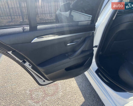 Белый БМВ 5 Серия, объемом двигателя 2 л и пробегом 158 тыс. км за 12700 $, фото 16 на Automoto.ua