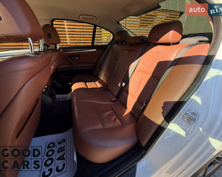 БМВ 5 Серия 2013 в Одессе на Automoto.ua Белый БМВ 5 Серия, объемом двигателя 2 л и пробегом 187 тыс. км за 15500 $, фото 18 на Automoto.ua