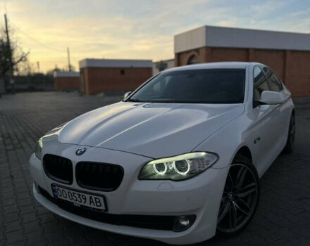 Белый БМВ 5 Серия, объемом двигателя 2 л и пробегом 235 тыс. км за 13700 $, фото 1 на Automoto.ua