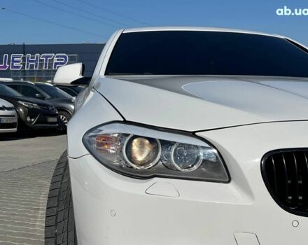 Білий БМВ 5 Серія, об'ємом двигуна 2 л та пробігом 215 тис. км за 12990 $, фото 45 на Automoto.ua