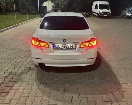 БМВ 5 Серия 2013 в Черновцах на Automoto.ua Белый БМВ 5 Серия, объемом двигателя 2 л и пробегом 225 тыс. км за 15500 $, фото 3 на Automoto.ua