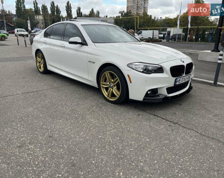 Белый БМВ 5 Серия, объемом двигателя 4.4 л и пробегом 182 тыс. км за 18500 $, фото 1 на Automoto.ua