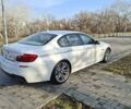 Белый БМВ 5 Серия, объемом двигателя 2.99 л и пробегом 150 тыс. км за 21000 $, фото 17 на Automoto.ua