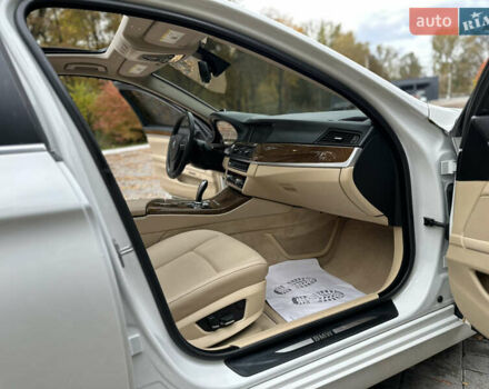 Белый БМВ 5 Серия, объемом двигателя 2 л и пробегом 125 тыс. км за 13499 $, фото 43 на Automoto.ua