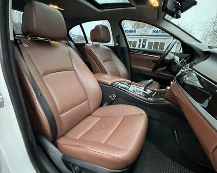 Белый БМВ 5 Серия, объемом двигателя 2.98 л и пробегом 262 тыс. км за 15500 $, фото 23 на Automoto.ua