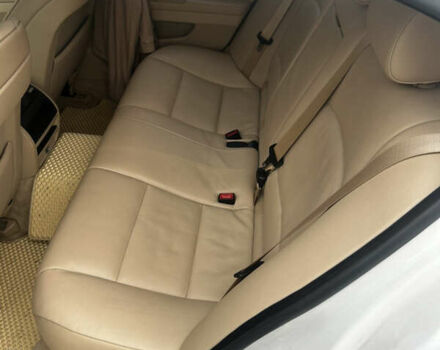 Белый БМВ 5 Серия, объемом двигателя 2 л и пробегом 234 тыс. км за 15000 $, фото 8 на Automoto.ua