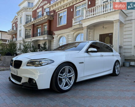 Білий БМВ 5 Серія, об'ємом двигуна 2.99 л та пробігом 330 тис. км за 18900 $, фото 4 на Automoto.ua
