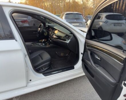 БМВ 5 Серия 2013 в Кривом Роге на Automoto.ua Белый БМВ 5 Серия, объемом двигателя 2 л и пробегом 260 тыс. км за 13500 $, фото 14 на Automoto.ua