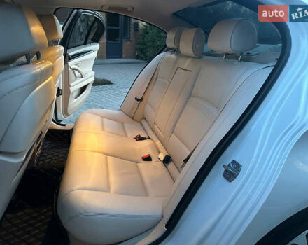 Білий БМВ 5 Серія, об'ємом двигуна 3 л та пробігом 143 тис. км за 21000 $, фото 20 на Automoto.ua