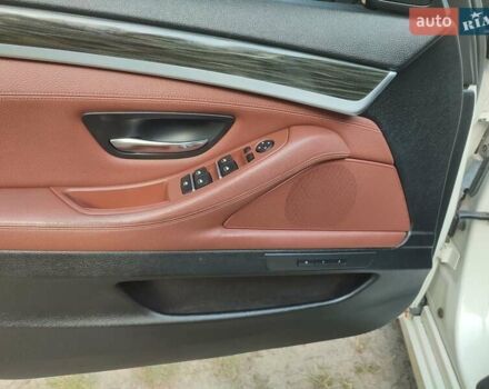 Білий БМВ 5 Серія, об'ємом двигуна 2 л та пробігом 223 тис. км за 11350 $, фото 25 на Automoto.ua