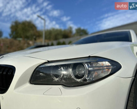 Белый БМВ 5 Серия, объемом двигателя 2.98 л и пробегом 157 тыс. км за 12500 $, фото 8 на Automoto.ua