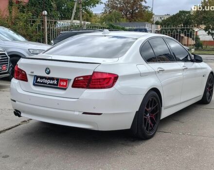 Белый БМВ 5 Серия, объемом двигателя 2 л и пробегом 213 тыс. км за 13740 $, фото 8 на Automoto.ua