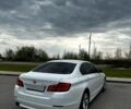 Білий БМВ 5 Серія, об'ємом двигуна 2 л та пробігом 210 тис. км за 12700 $, фото 5 на Automoto.ua