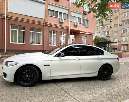 Белый БМВ 5 Серия, объемом двигателя 2.98 л и пробегом 185 тыс. км за 18500 $, фото 2 на Automoto.ua