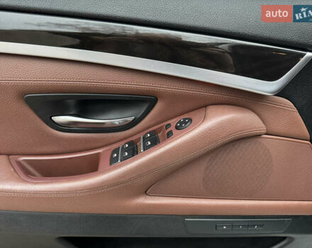 Белый БМВ 5 Серия, объемом двигателя 2.98 л и пробегом 262 тыс. км за 15500 $, фото 31 на Automoto.ua