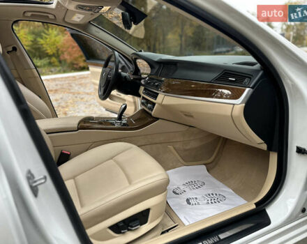 Белый БМВ 5 Серия, объемом двигателя 2 л и пробегом 125 тыс. км за 13499 $, фото 42 на Automoto.ua