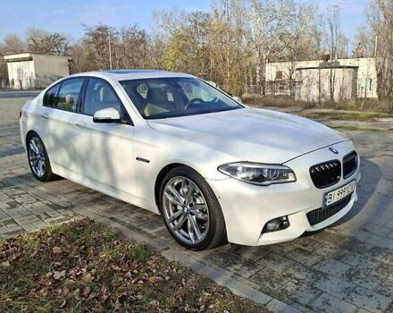 Белый БМВ 5 Серия, объемом двигателя 2.99 л и пробегом 150 тыс. км за 21000 $, фото 1 на Automoto.ua