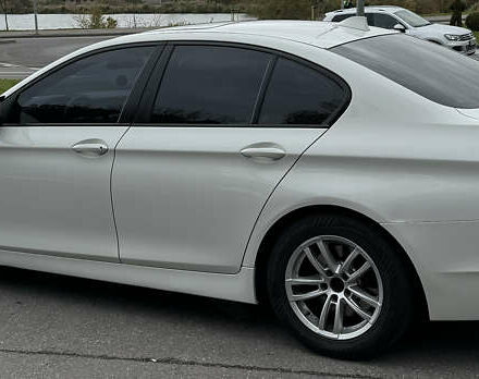 Белый БМВ 5 Серия, объемом двигателя 2 л и пробегом 157 тыс. км за 16700 $, фото 8 на Automoto.ua