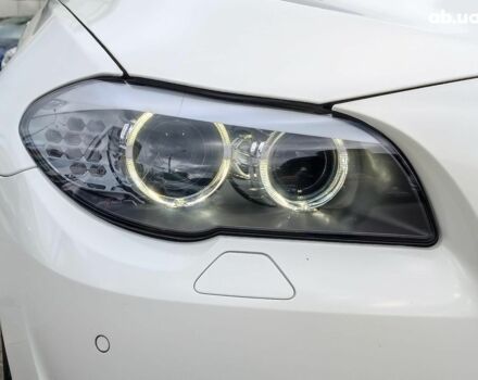 Белый БМВ 5 Серия, объемом двигателя 2 л и пробегом 213 тыс. км за 13740 $, фото 3 на Automoto.ua