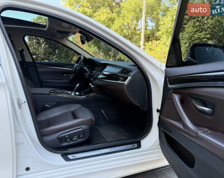 Білий БМВ 5 Серія, об'ємом двигуна 2.99 л та пробігом 330 тис. км за 18900 $, фото 12 на Automoto.ua