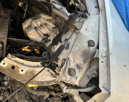 БМВ 5 Серия 2013 в Ивано-Франковске на Automoto.ua Белый БМВ 5 Серия, объемом двигателя 2 л и пробегом 173 тыс. км за 4500 $, фото 11 на Automoto.ua