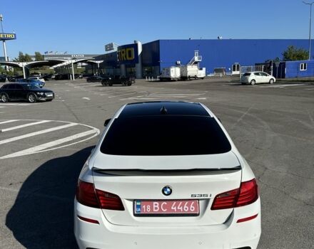 Белый БМВ 5 Серия, объемом двигателя 3 л и пробегом 202 тыс. км за 17600 $, фото 5 на Automoto.ua