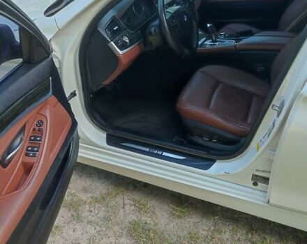 Білий БМВ 5 Серія, об'ємом двигуна 2 л та пробігом 223 тис. км за 11350 $, фото 28 на Automoto.ua