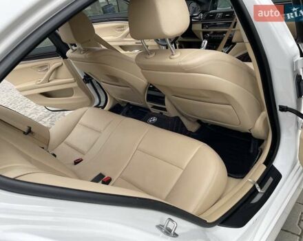 Белый БМВ 5 Серия, объемом двигателя 3 л и пробегом 93 тыс. км за 25800 $, фото 4 на Automoto.ua