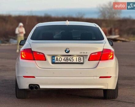 Білий БМВ 5 Серія, об'ємом двигуна 2 л та пробігом 292 тис. км за 12000 $, фото 5 на Automoto.ua