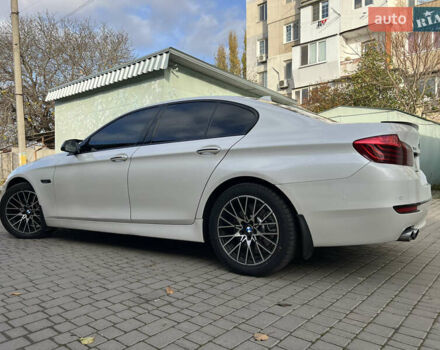 Белый БМВ 5 Серия, объемом двигателя 2 л и пробегом 275 тыс. км за 18500 $, фото 12 на Automoto.ua