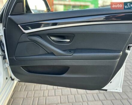 Белый БМВ 5 Серия, объемом двигателя 2 л и пробегом 250 тыс. км за 15500 $, фото 40 на Automoto.ua