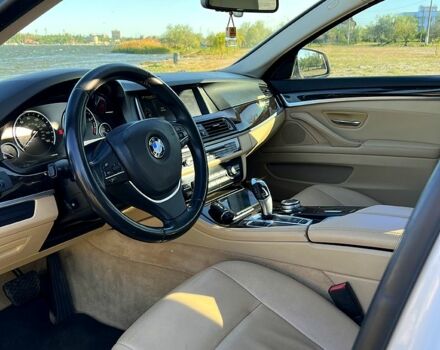 Білий БМВ 5 Серія, об'ємом двигуна 3 л та пробігом 237 тис. км за 14800 $, фото 11 на Automoto.ua