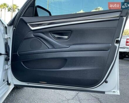 Білий БМВ 5 Серія, об'ємом двигуна 3 л та пробігом 158 тис. км за 7000 $, фото 27 на Automoto.ua